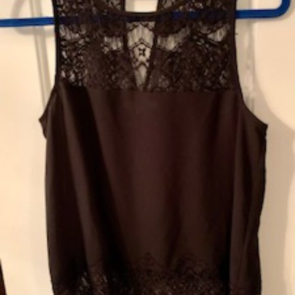 NWOT BB Dakota Lace Camisole - Picture 3 of 3
